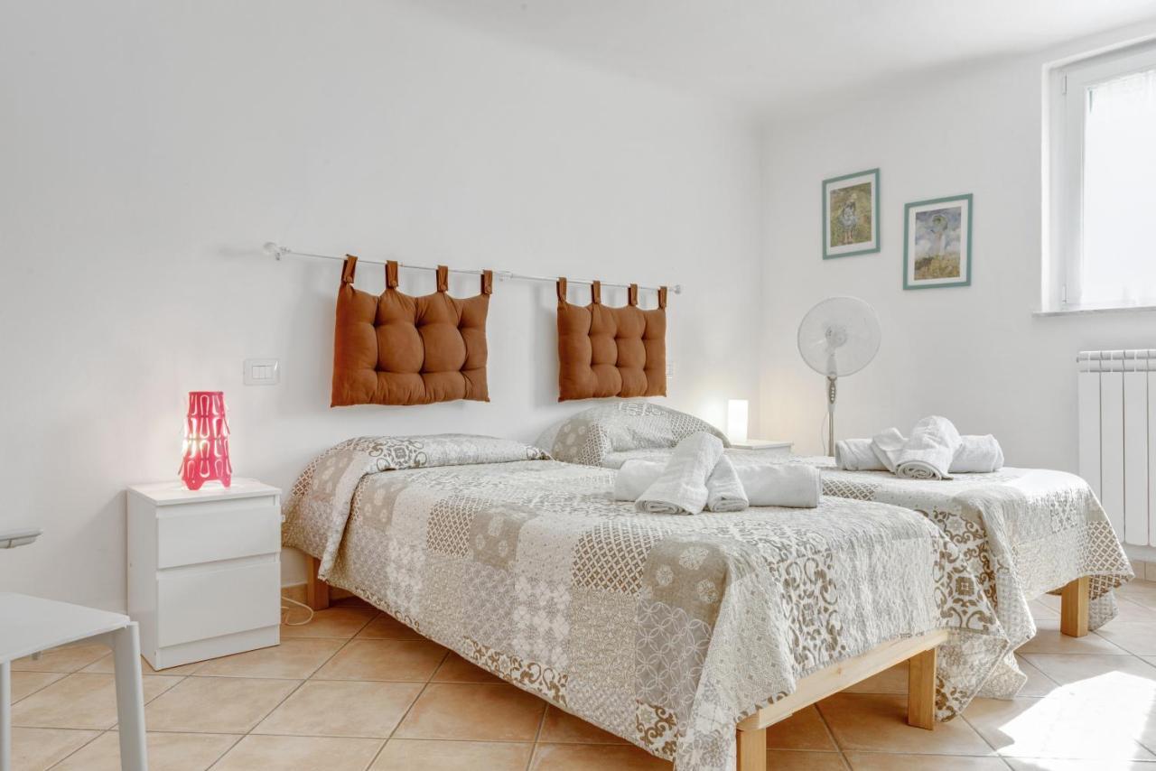 La Spezia Migliarina Bedrooms Exteriér fotografie